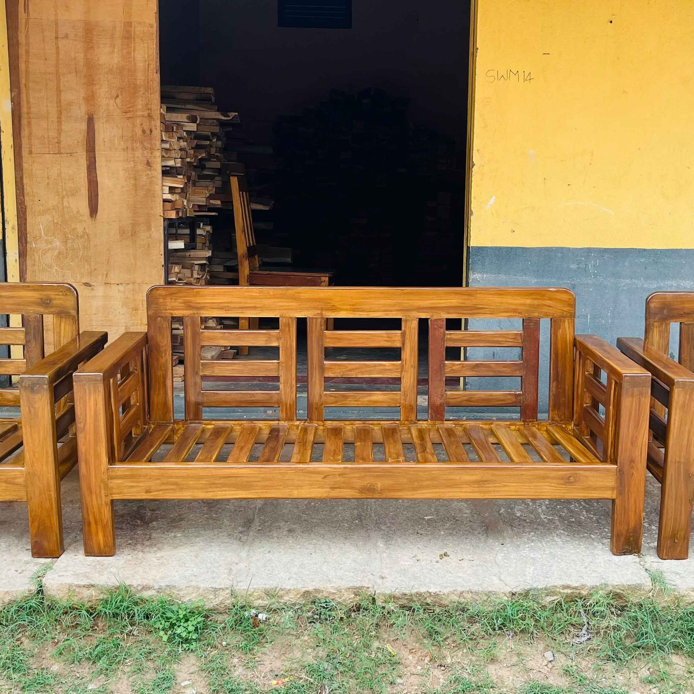 sofa1.jpg